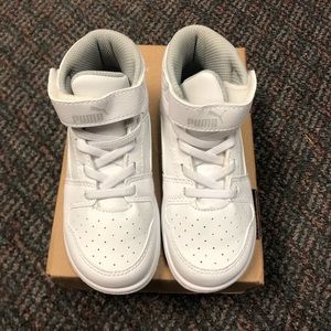 Puma high tops. Toddler size - white